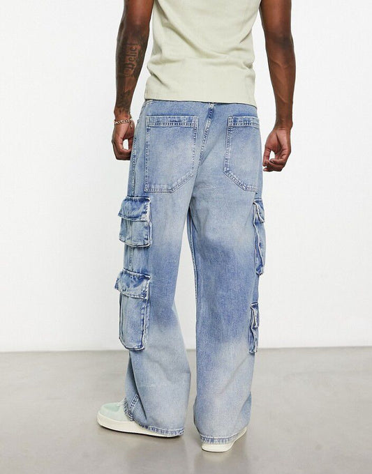 Unisex Multi-pocket Cargo Jeans in washed blue