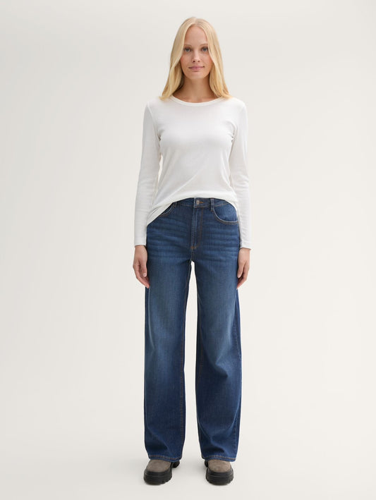 High waist wide leg jeans