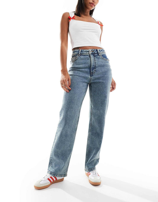Heart Pocket Straight leg jeans